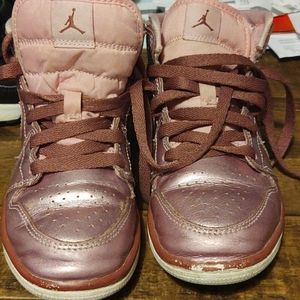 Girls Pink Jordan shoes